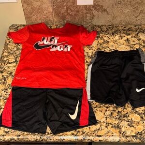 Nike Toddler size 4 outfit in Red and Black Athletic Set with bonus shorts!